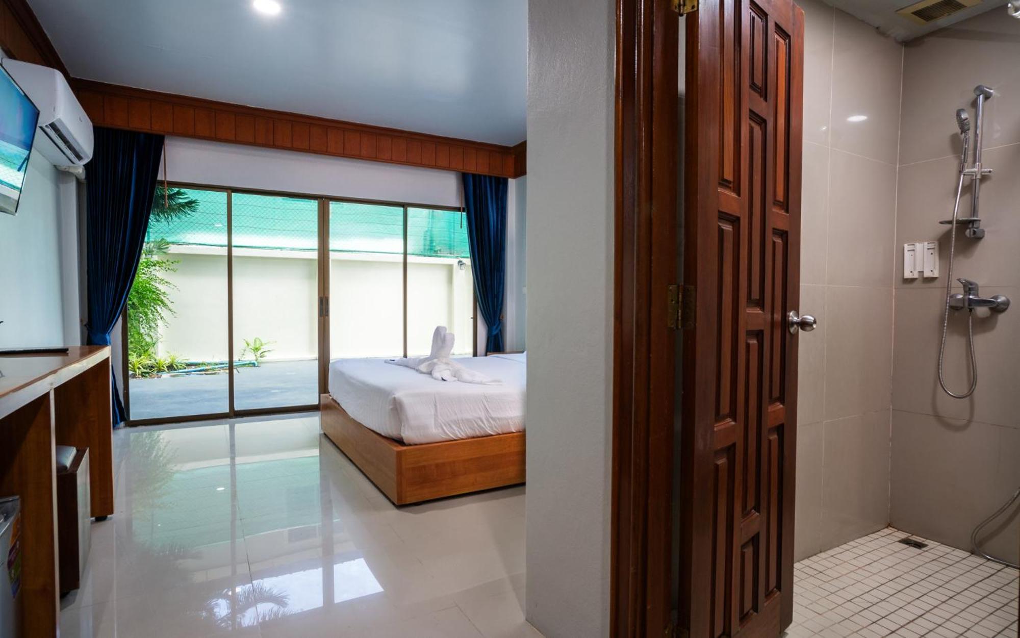 Gp House Phuket Patong Beach エクステリア 写真