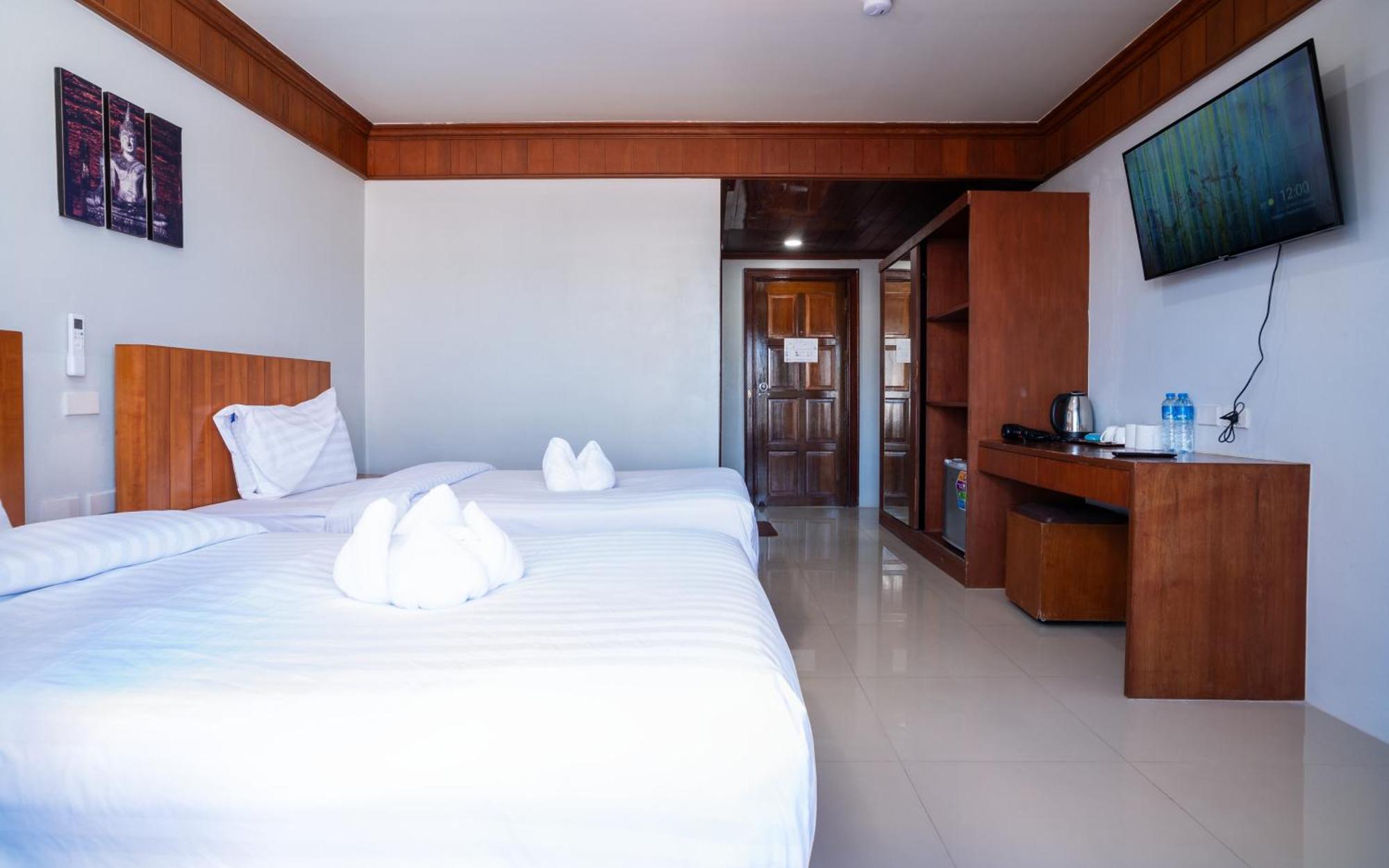 Gp House Phuket Patong Beach エクステリア 写真