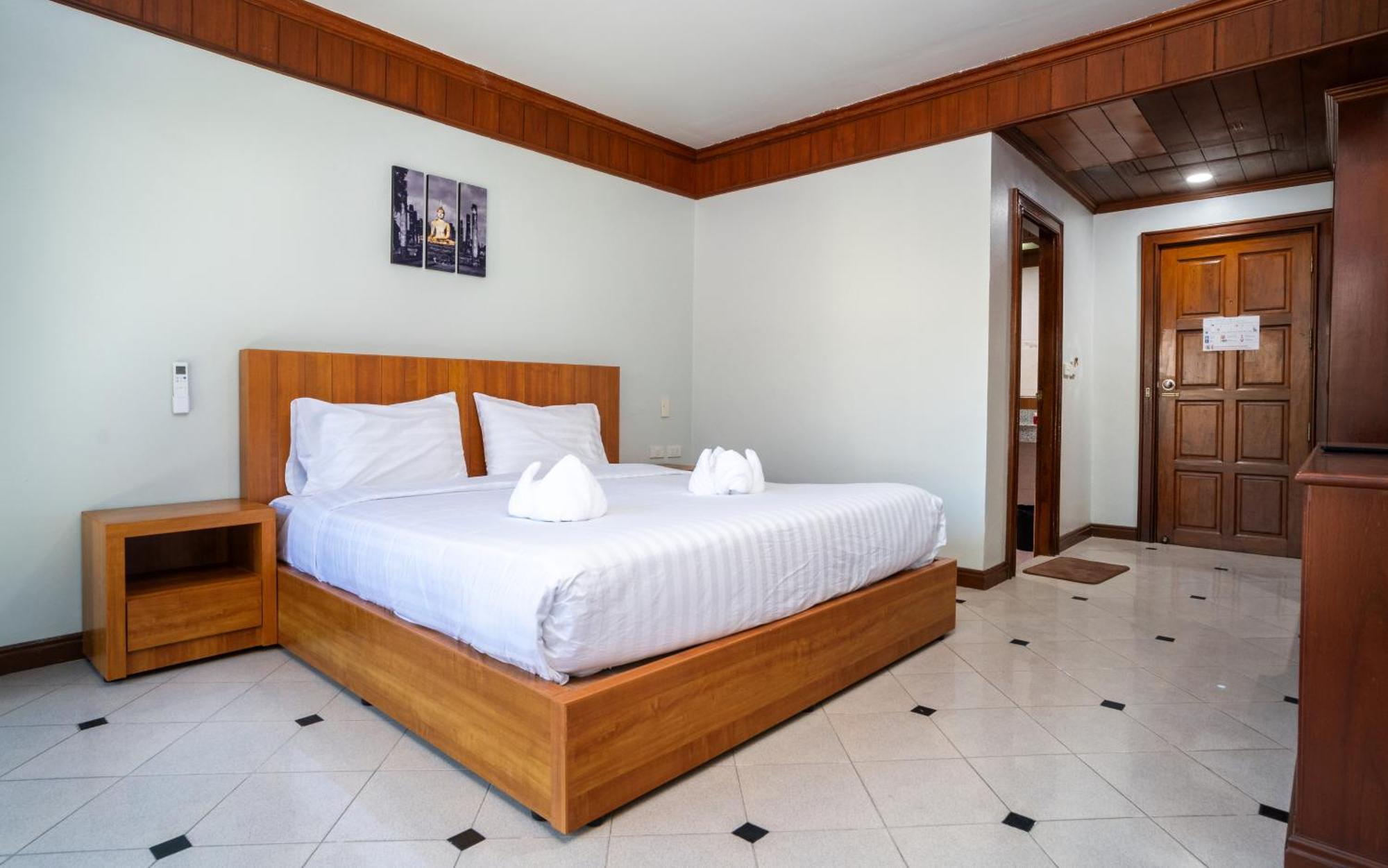 Gp House Phuket Patong Beach エクステリア 写真